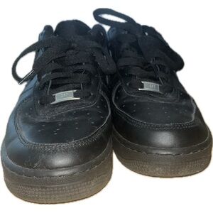 💪🏽Young Men’s/Men’s Black Nike Air Force 1 Sneaker/Athletic Footwear/Shoes